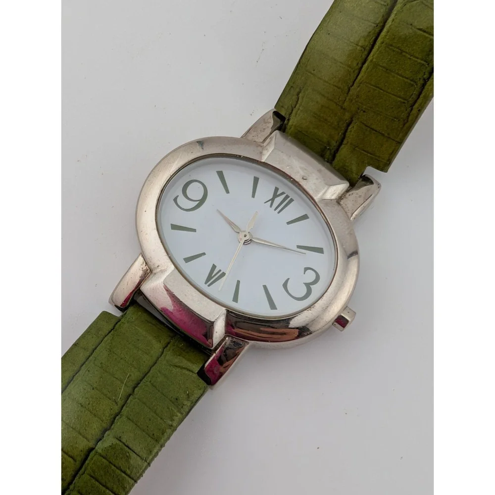 Coldwater Creek Watch Women 35mm Case Olive Green Leather Band- New Battery‎